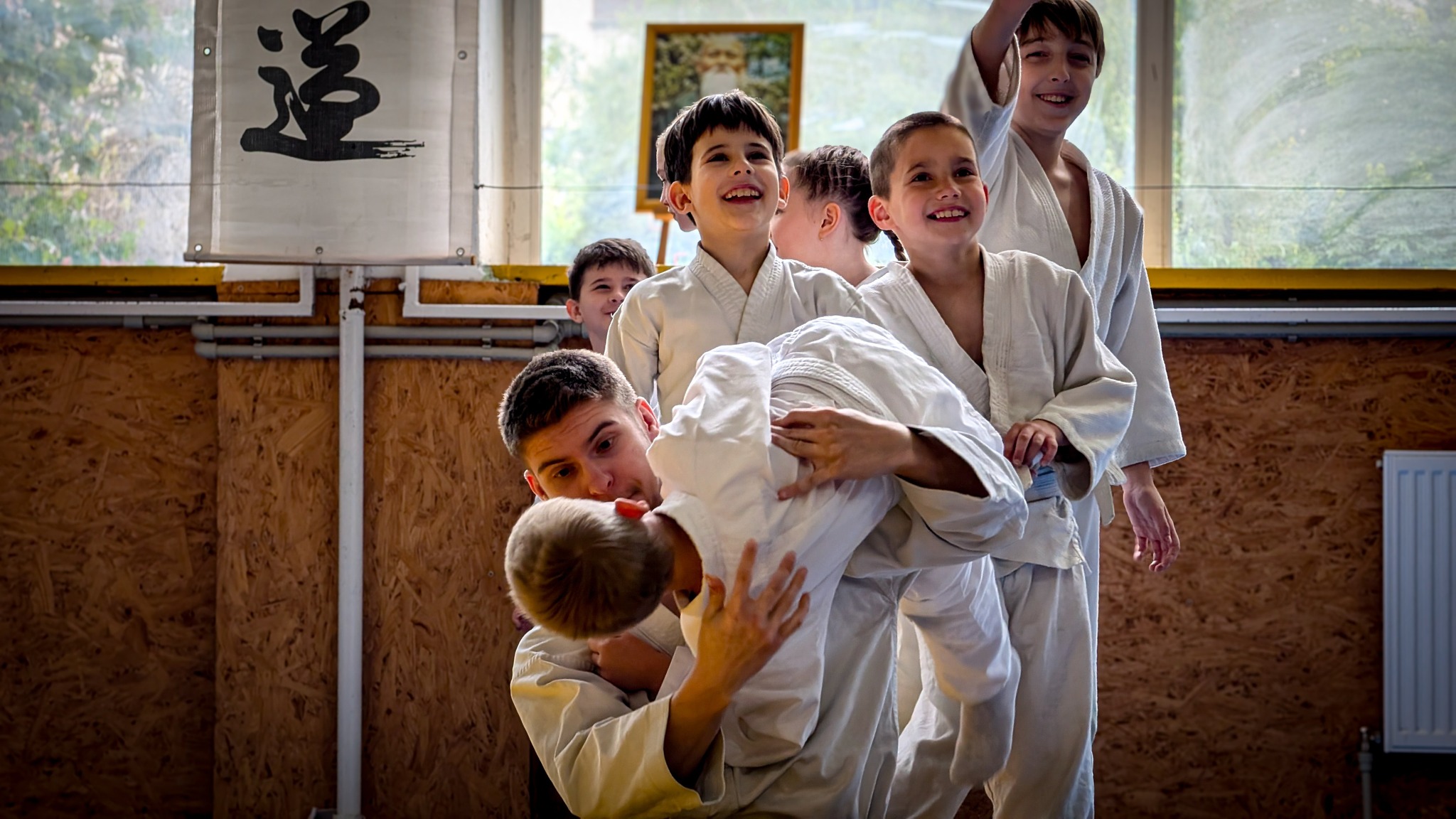 Дружба в дії